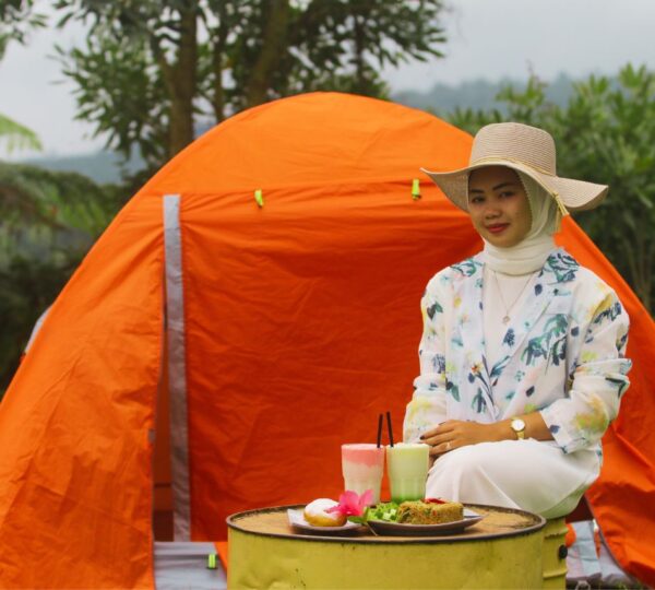 Paket Golden Garden Camp Padusan Park