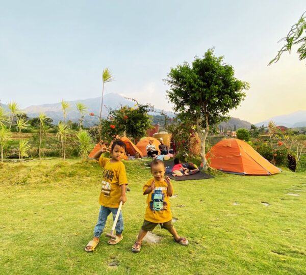 Paket Golden Garden Camp Padusan Park