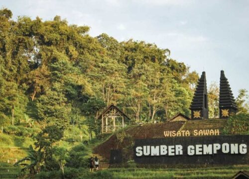 Rasakan Kesegaran Alam Alami di Sumber Gempong Trawas