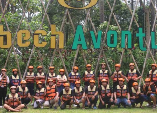 Paket Rafting Pacet Obech Avontur : Amukti Trip