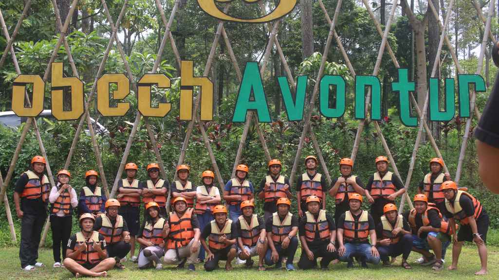 Paket Rafting Pacet Obech Avontur : Amukti Trip