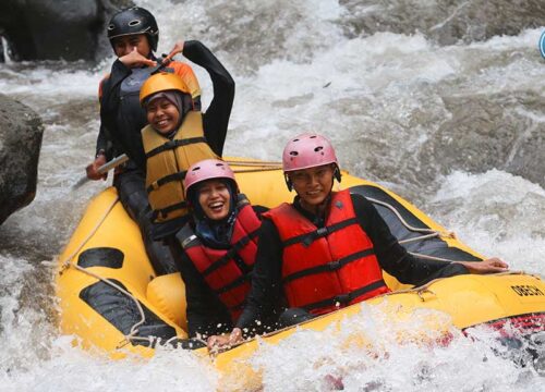 Harga Rafting Pacet 2024 Berikut Daftar Paketnya