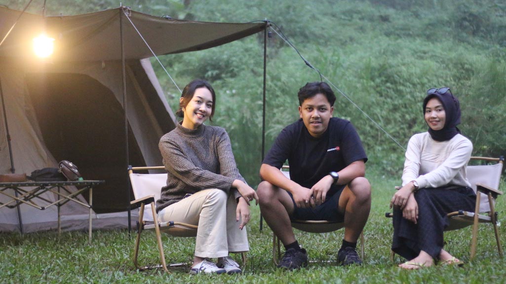 tempat camping di pacet mojokerto menyuguhkan nuansa alami dan kesejukan udara yang menenangkan